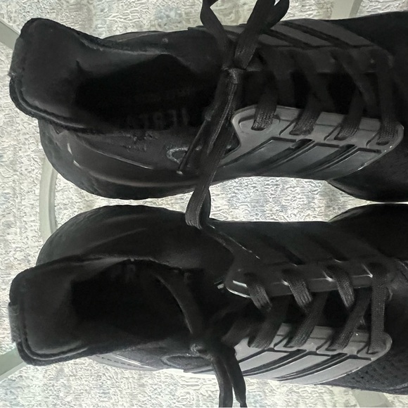 ADIDAS UltraBoost 21 running shoe. Size 7.5 worn once - Picture 8 of 15